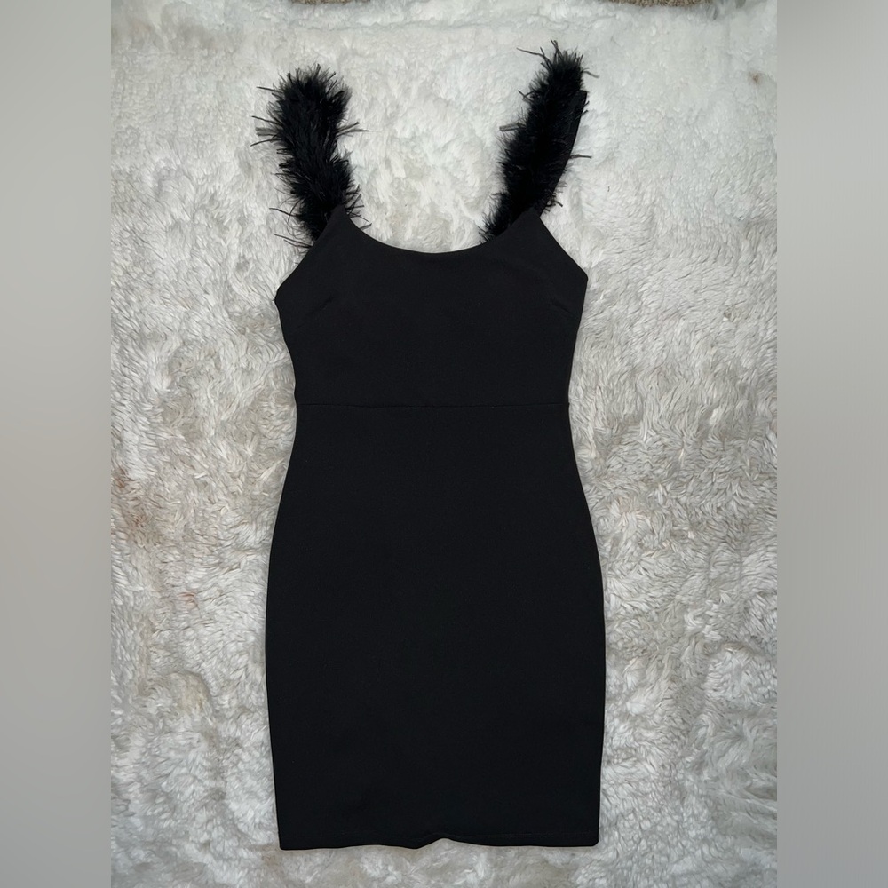 Elegant Black Dress with Feather Straps